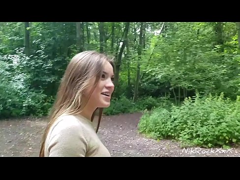 ❤️ Mi proponis al Evelina, ke ni fiku en publika loko! Ŝi diris jes. Tiam mi fikis ŝin en la azenon kaj kumis en ŝia buŝo. Tiam ŝi pisis sin. ❤️ Bonega sekso ĉe ni ☑